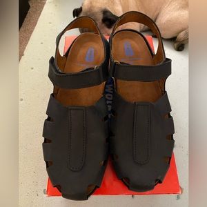Wolky black greased leather clogs sandals women’s size 11, euro 42. New in box
